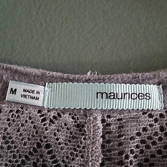 Maurice's long sleeve - Picture 3 of 3